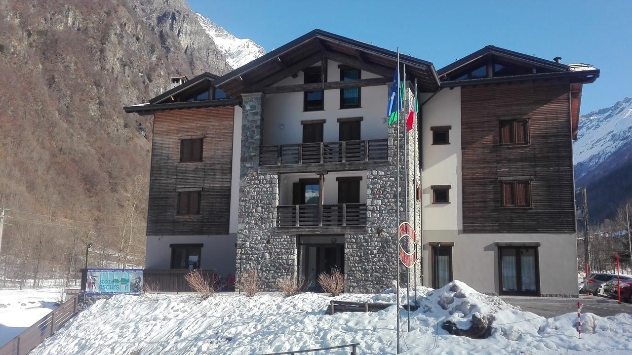 Ostello Casa Corti Valbondione Luaran gambar